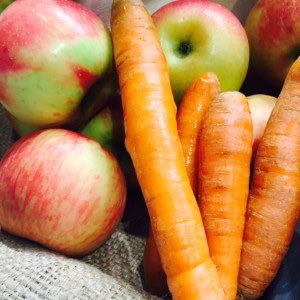 <Ships himself with apples. Carrots are good too.>