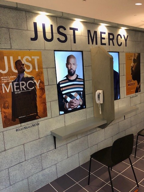 exclaimdotca's tweet photo. We checked out the #JustMercyNOW experience at Brookfield Place in Toronto to listen to true stories of the wrongfully convicted in Canada, as read by @michaelb4jordan, @iamjamiefoxx, @brielarson, @strombo and more, running until Thursday evening https://t.co/YlWy3bRZrG