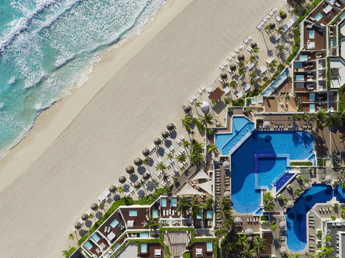 Now Emerald Cancun tweet media
