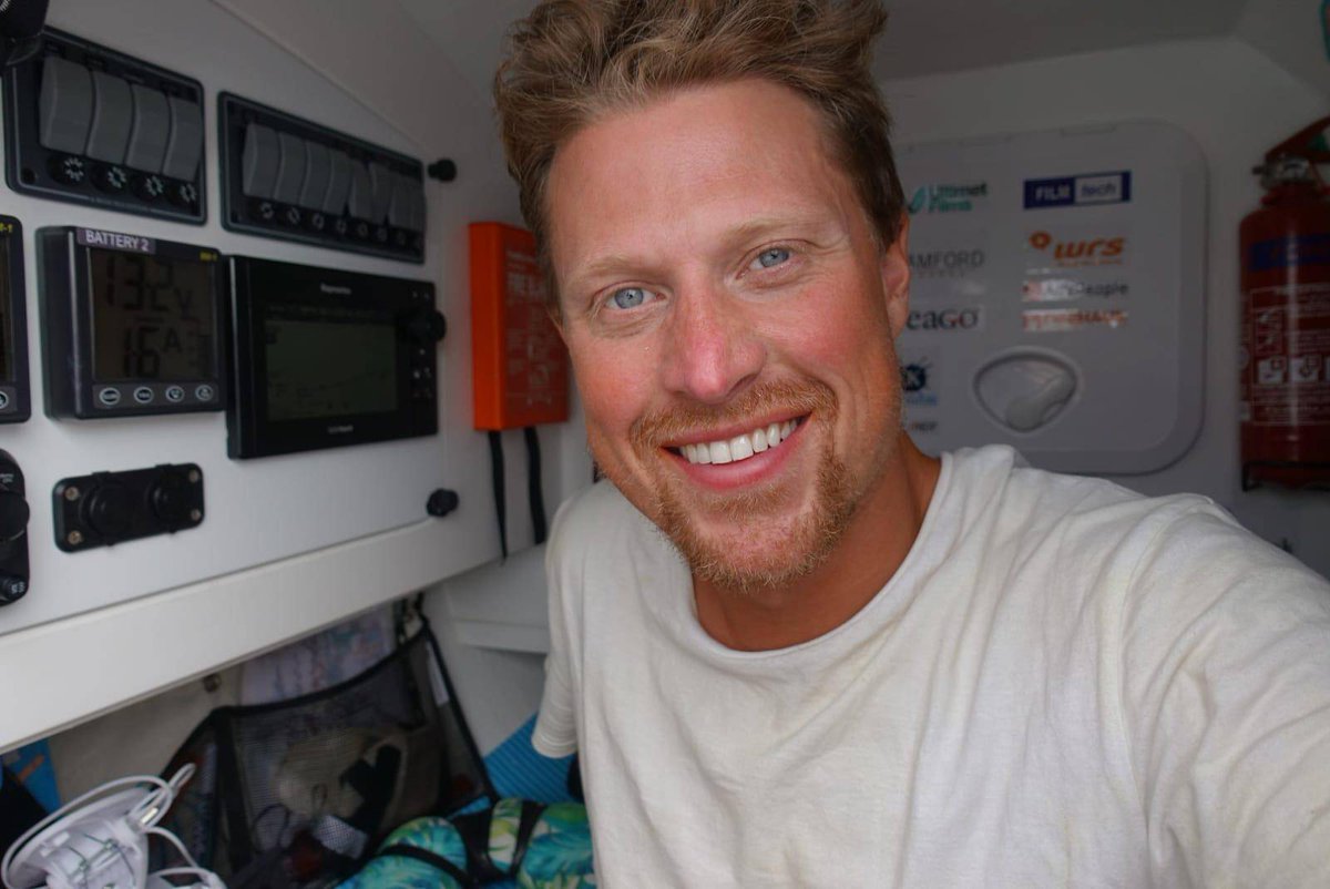 TheSeablings's tweet image. Day 23 and Cam looks pretty happy with his beard!
#beard #beardupdate