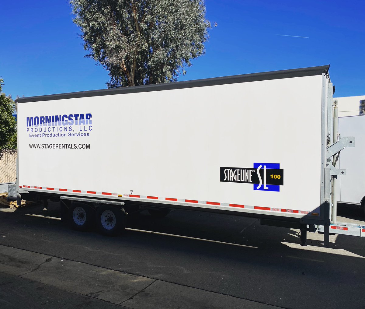 Our #SL100 #trailerstage is ready for your 2020 events.  
#stagerentals 
#eventproduction 
#California 
#southerncalifornia 
#LasVegas 
##Arizona 
#mstarllc