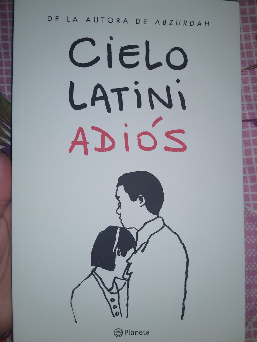_Flor_encia_'s tweet photo. Anoche entre lágrimas terminé de leer "Adiós". Quiero agradecerte por escribir en parte algo que hemos vivido muchas. Muchas tuvimos a un Jaime, muchas fuimos Helena. Gracias Cielo. En serio gracias. @cielolatini Amé el final. Nunca dejes de escribir❤️ #Chubasco #Absurdah #Adiós https://t.co/dCZ5kesICP