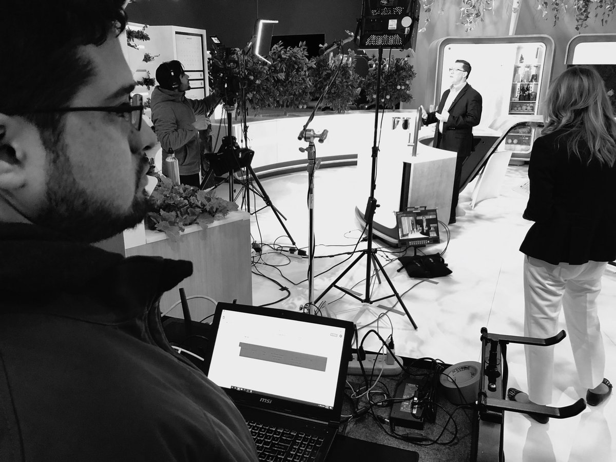 rickyvazquez's tweet photo. And we’re off!! The team get cracking with the first CES interviews of the day... up next, social & internal content production @CES2020 #rvicommunications #contentmarketing #longday https://t.co/pKEXk41ZbW