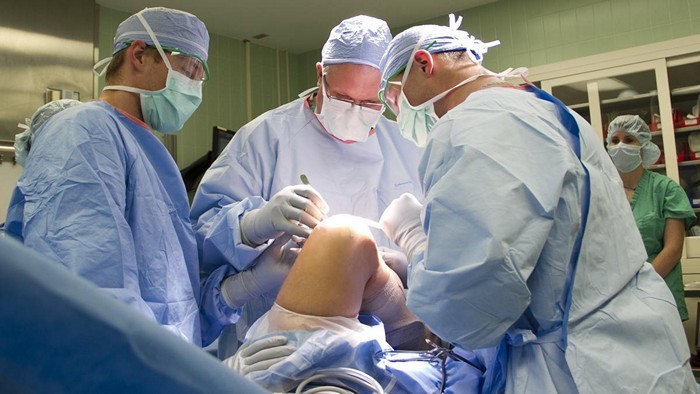 "People who experience persistent knee pain even after surgery may soon be able to benefit from a revolutionary device — the world’s first artificial meniscus." - via <a href="/thetimesq8/">The Times Kuwait</a>. #NUsurface #NUsurfaceImplant #meniscectomy #meniscustear
timeskuwait.com/news/new-devic…