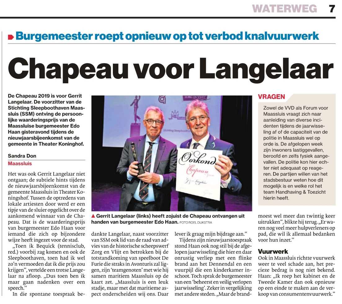 Onze voorzitter Gerrit Langelaar kreeg maandagavond uit handen van burgemeester Edo Haan de welverdiende Chapeau! De Chapeau is een persoonlijke waarderingsprijs van de burgemeester voor iemand die zich in zijn ogen op een bijzondere wijze voor de stad Maassluis heeft ingezet.