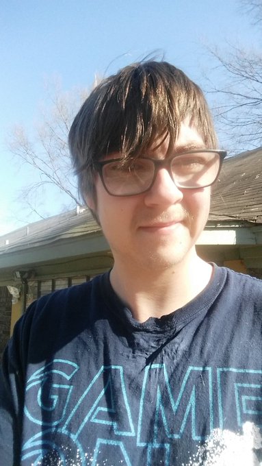 Hey everyone it's MY BIRTHDAY I'm 22 and feel old. feel free to check out my #pornhub and #chaturbate