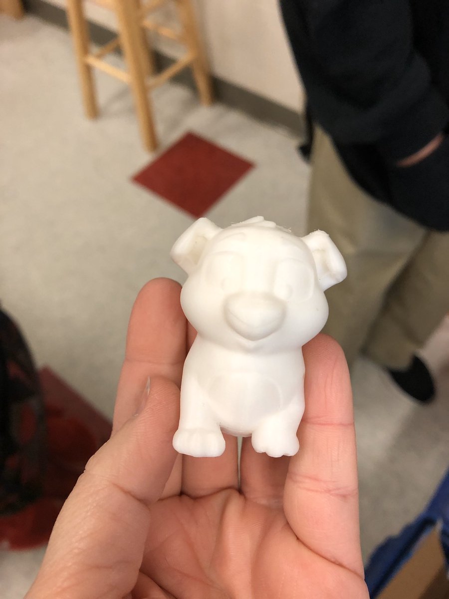 JohnsoncarART40's tweet image. A MS S was SUPER excited to show me that he got a 3-D printer over break! He was telling me about bed leveling, extenders, rails... @LLTAcademy #lltelectives #edtech