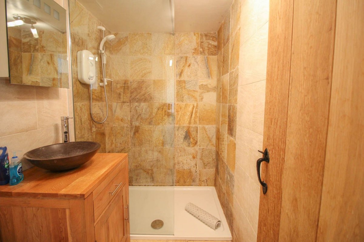 Cornwalls Cottages tweet media