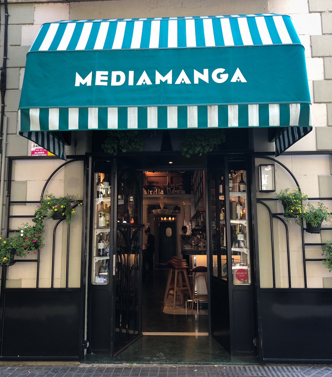 Feliz año nuevo para todos 2️⃣0️⃣2️⃣0️⃣⁣⁣
⁣⁣
Les deseamos todo lo mejor y que sus sueños se hagan realidad. Estamos de descanso hasta el 13 de enero, pero nuestro hermano mayor está abierto <a href="/mont_bar/">Mont Bar</a> 
⁣
Os vemos pronto!