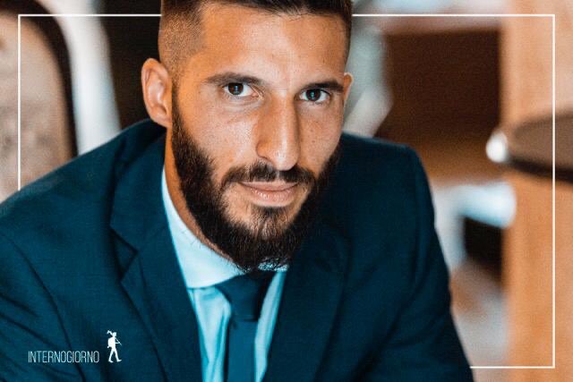 96_fix's tweet photo. Ricordi di un giorno indimenticabile! 🤵🏻👰🏻 #Wedding #Matteo #&amp; #Marika #29 #giugno #2019 #Charlotte #Cotton #Draco #Pampa #family #buenavibra #incompagniadelsorriso https://t.co/WI3Ho4ltjJ