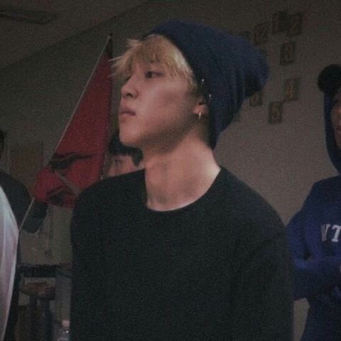 jim_131095's tweet photo. Lq https://t.co/NBbk68KLvV