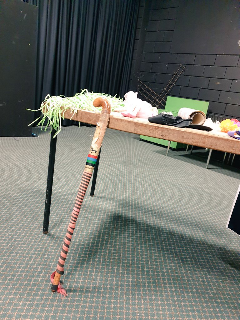 DramaWHS1's tweet image. I'm not sure how many other subjects would have their classroom set up this way for students to walk into. One of the many reasons I love teaching Drama #creativity #devising #randomobjects #storytelling #creativethinking #collaboration #teamwork #GCSE @WalesHigh @waleshigh2016