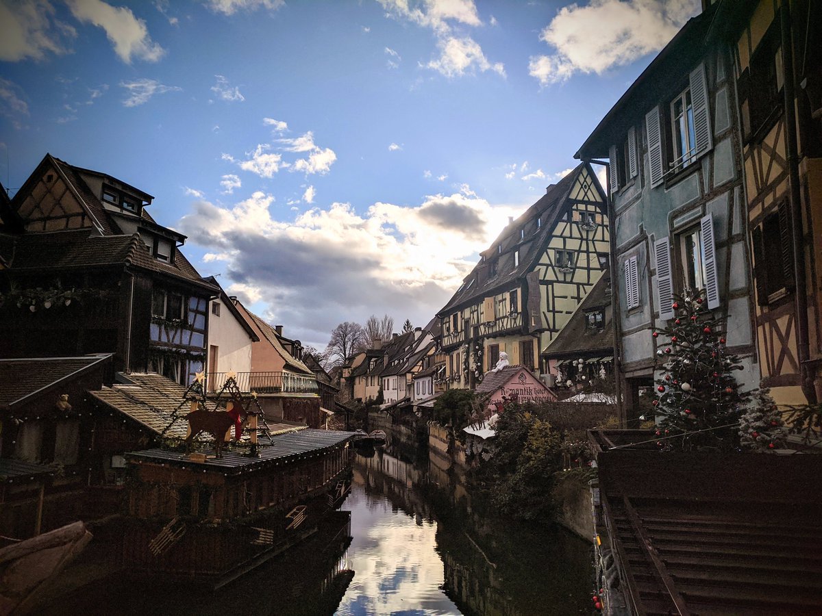ValVsTheWorld's tweet photo. We spent #Christmas Day in #Colmar, #France this year, enjoying the beauty of this little old town. The town so beautiful the Allies actively avoided bombing it during the war #marchedenoelcolmar #christmasineurope #europe  #visitfrance #historic #lapetitevenise #littlevenice https://t.co/Y8X3ehbyeb