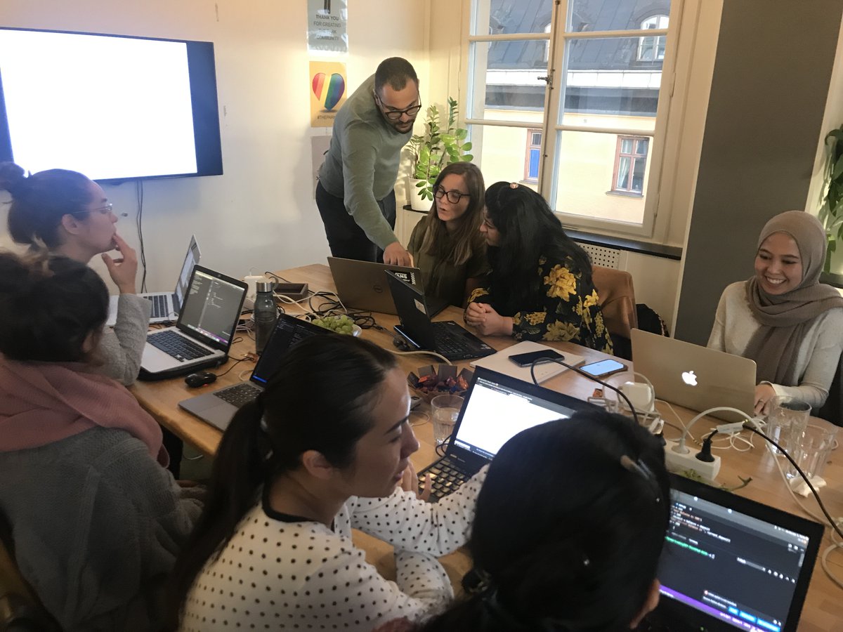 SmartCodingTeam tweet picture