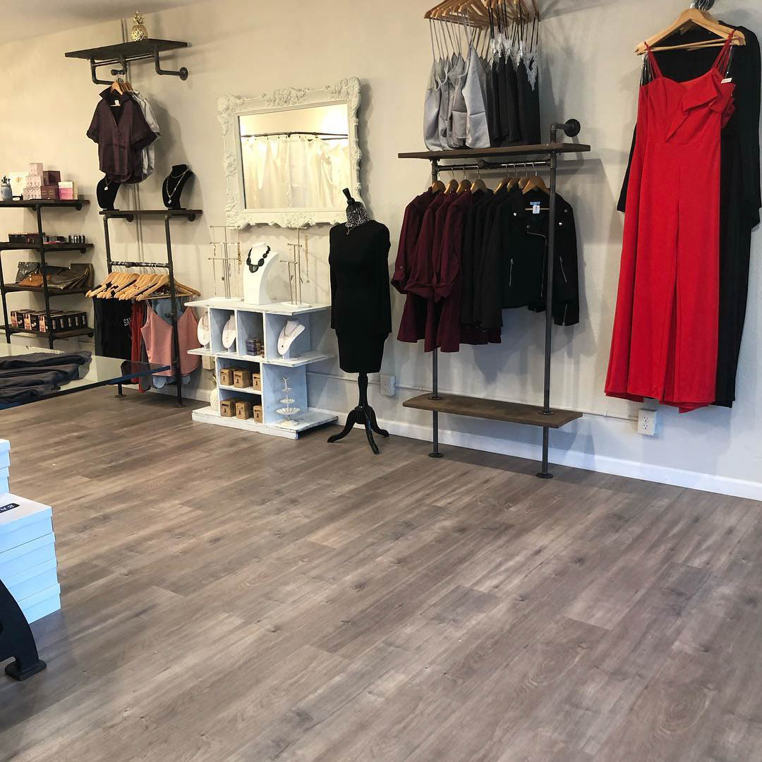 PennystyleC's tweet image. Your #time is #valued when you choose #Pennystyle.co to operate all of your #Accessoriesservices. For more information, check out our #website today! Give Us A Call at # (209) 439-8042 today! #Boutique #Fashion #WomensClothing #Ceres95307 bit.ly/2H3q62Z