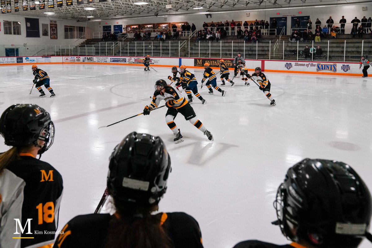 🖤💛 Game Day 💛🖤🏒Marshall Hilltoppers vs. <a href="/grglightning/">GRG Lightning⚡️Hockey</a> 
📍Mars Lakeview Arena
⏰ JV @ 5:30pm | Varsity @ 7:30pm