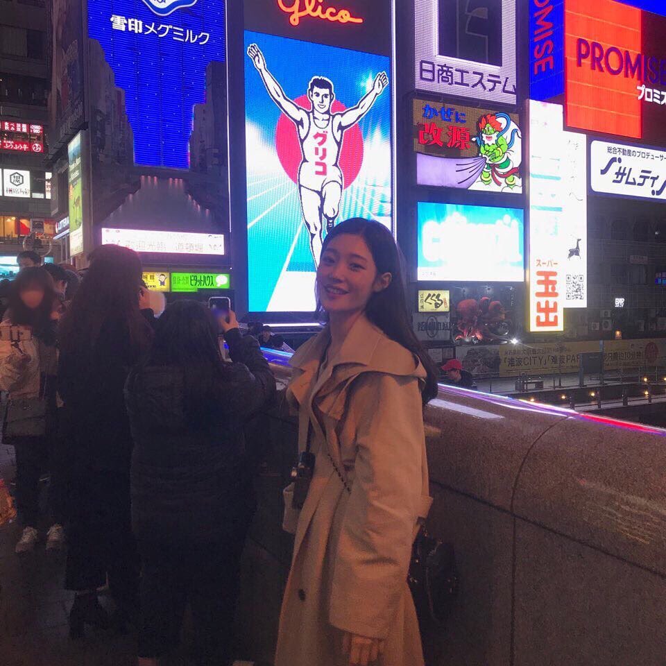 chaeyeonir's tweet photo. Start from have travelled to the country that has always had a reputation for its distinctive culture and unique traditions, Japan. https://t.co/P7Mu5XfUPO