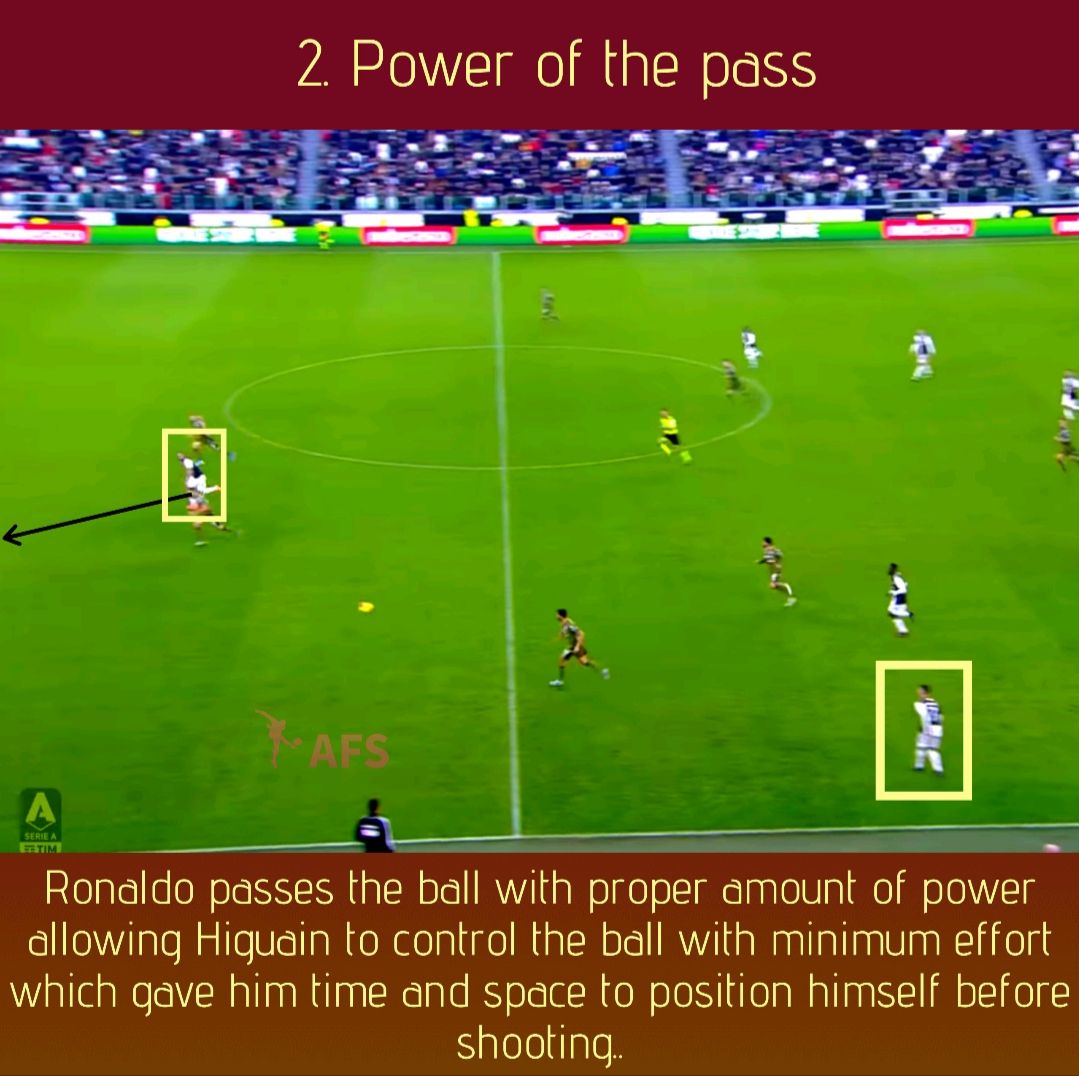 afsfootball's tweet photo. Use the through pass to get your teammate into the dangerous attacking area of the opponent and create a goal scoring or a shooting opportunity.
.⠀
.⠀
#football #coaching #footballcoach #soccercoach #throughpass #freestylefootball #youthfootball #footballtactics #pressing https://t.co/lF7gn9fkTt