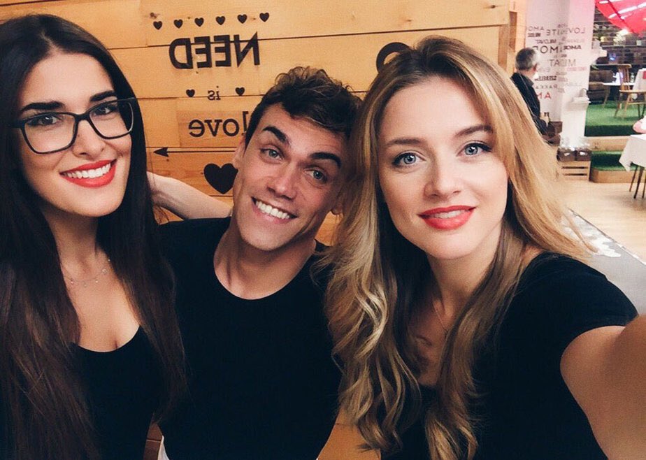 abuelayeye123's tweet image. Queremos al chico de @firstdates_tv @jjcaguilera  en la próxima edición de @BulldogTV_ES @Supervivientes @jjaviervazquez @ghoficial @Alvaro_Diaz_M @jaimeguerrag @ZeppelinTV #GHVIP7 #granhermano #vivagranhermano @Iagare 
#salvame