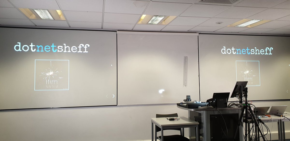 SakisK's tweet image. Everything  setup ready to go! ⚡⚡Lightning talks tonight ⚡⚡ #dotnetsheff