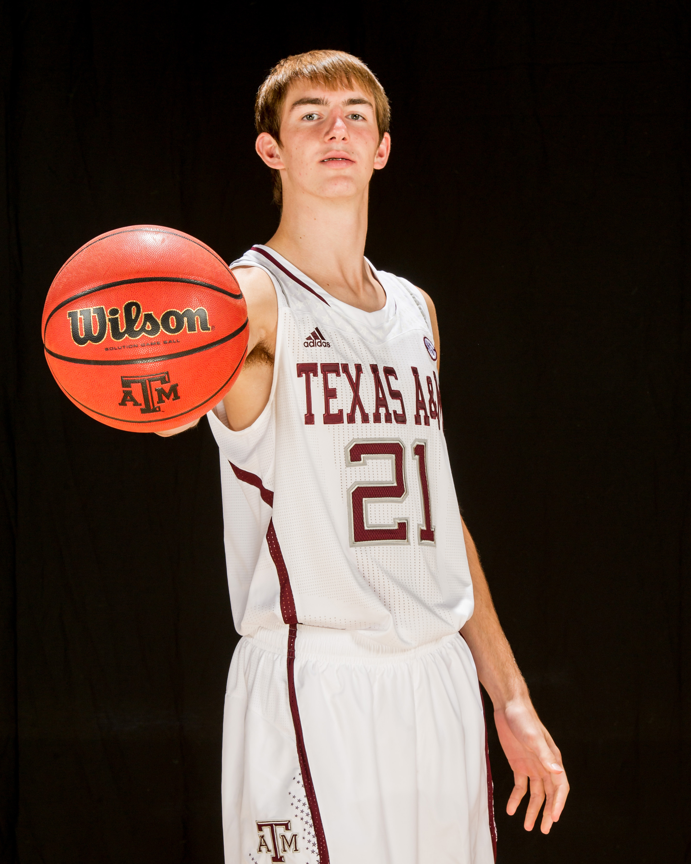 Alex Caruso - Men's Basketball - Texas A&M Athletics 