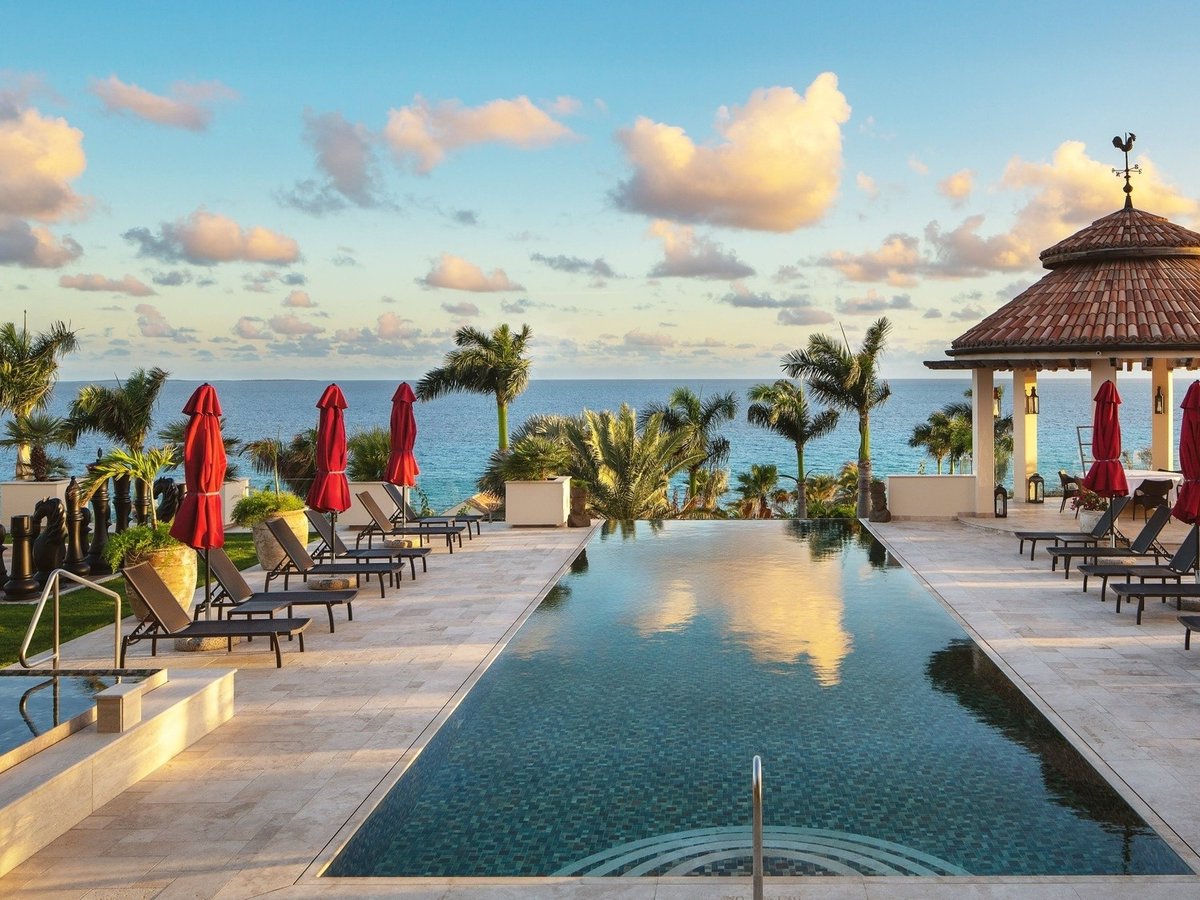 Respublications's tweet photo. Escape the pressures of everyday life at @qhotelanguilla 💆The Q Hotel offers a peaceful getaway in a tranquil setting and the ultimate romantic retreat for those seeking seclusion. 🏝 https://t.co/w3XV82K98o