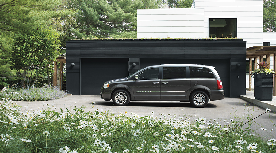 Siempre está listo para de la rutina. Chrysler Town &amp; Country