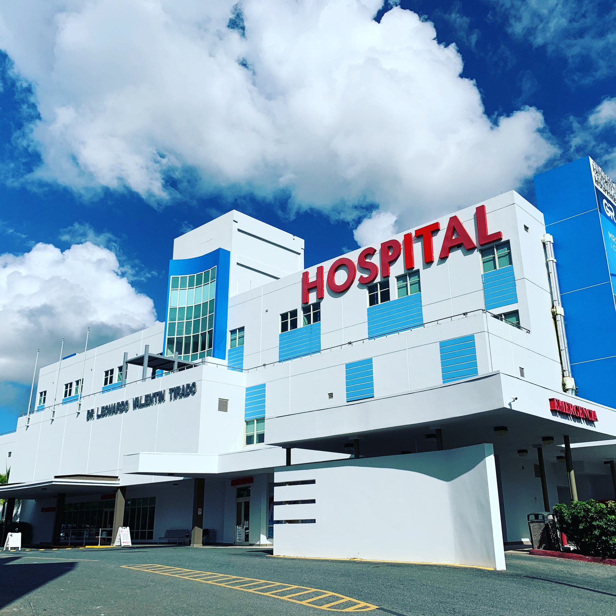 Professional Hospital Guaynabo on Twitter "Update 2pm. Continuamos