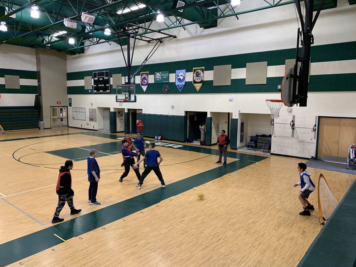 jmorganphysed's tweet photo. PE 8 students not realizing they are getting a great cardiovascular workout in while playing Handball. @BakerMiddle @TROY_PE_Dept https://t.co/u3W7ylhzZz