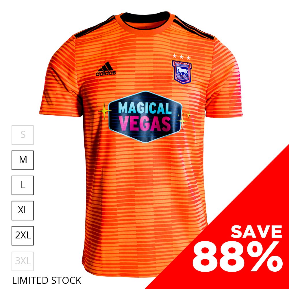 Kit Crimes ⚽️ tweet media