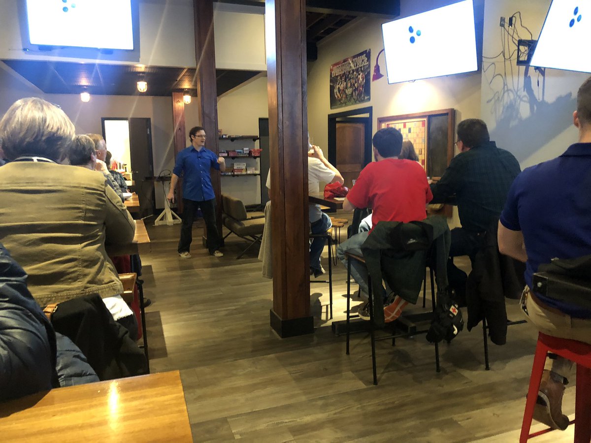 KarenMeisch's tweet photo. Science on Tap @saaleworks with @jcchurch - Looking at Faces! Another great turnout in our new location Upstairs! #FacialRecognitionIsCool https://t.co/vlvkWCSmk0