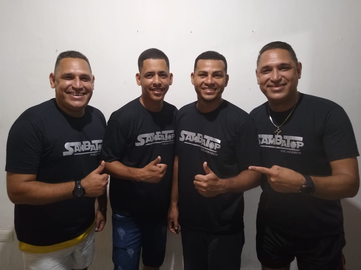 henrique2801's tweet photo. SAMBA TOP!!!! #SEJADOBEM https://t.co/xHAMJ89ZtM