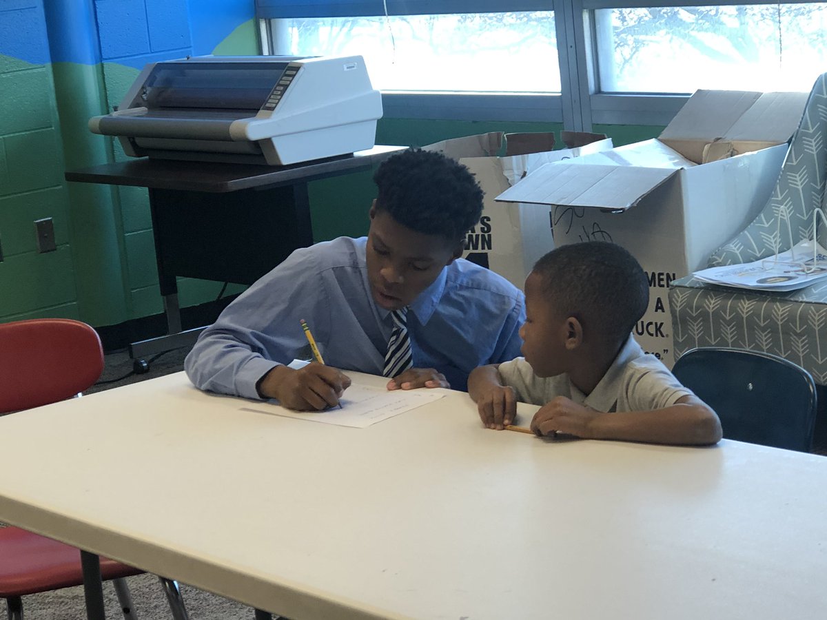 LouisRussell48's tweet image. Check out these young sirs who support the academic and social growth of one another. Thankful for our partner Evolve Leadership Program as we continue to grow leaders daily #allmeansall @IPSSchools @IPSTZ @AleesiaLJohnson @kardash_b @EvanForIPS