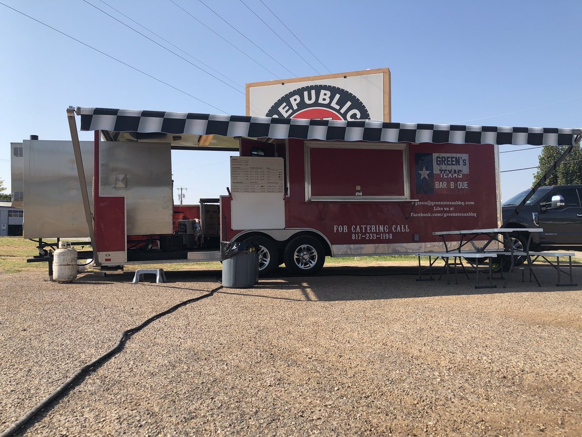 greenstexasbbq's tweet photo. @DFWJodyDean Honored to make this list! Catch us on Saturdays 11 till we sell out at 414 W Euless Blvd. https://t.co/3oX3uff9Xr