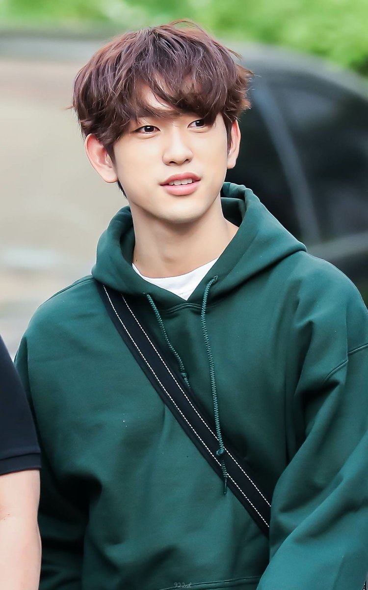 Here's Jinyoung's style 