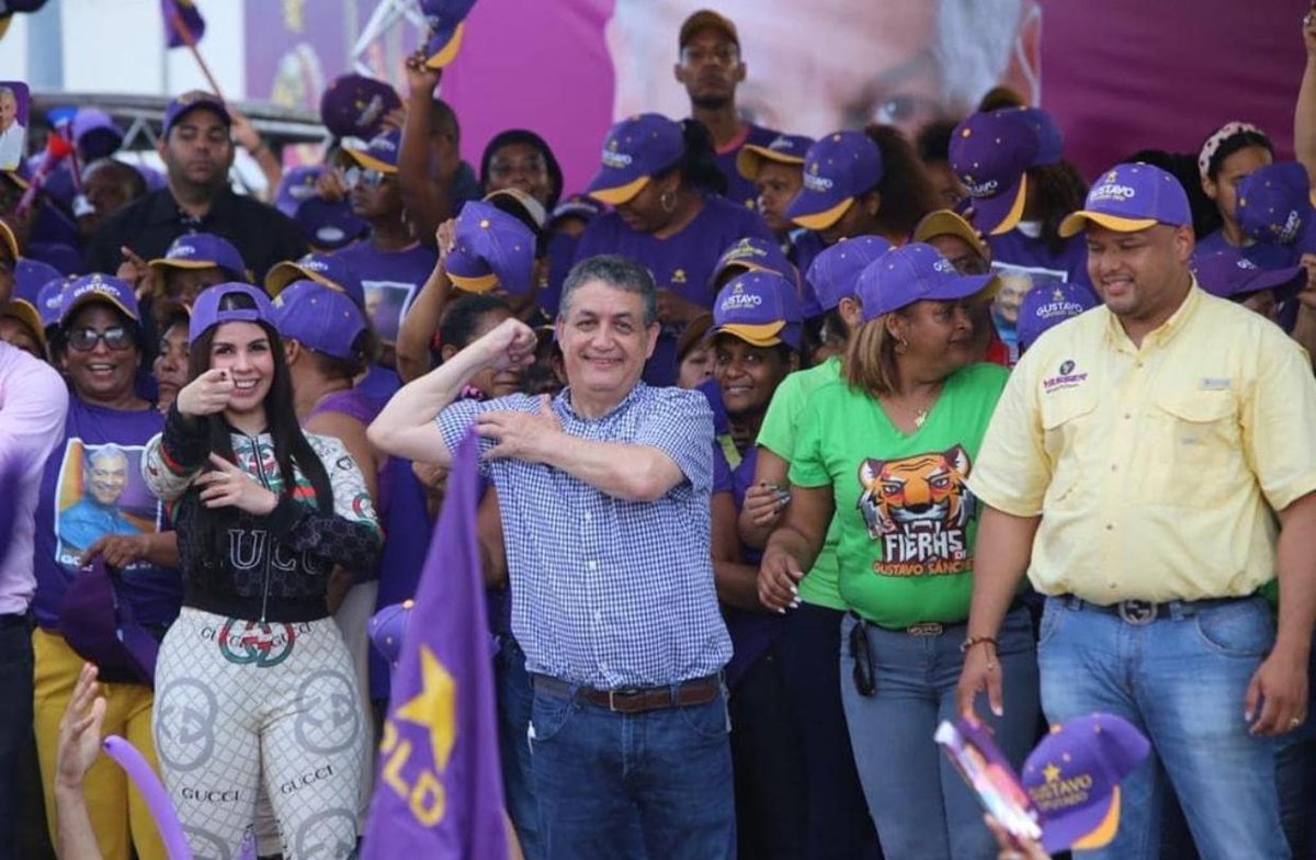GuzmanJenniffer's tweet photo. #RedDeJovenesConGustavo
Nuestra misión es reclutar jóvenes que han sido olvidados por la sociedad @dddiaz https://t.co/J3bK5EZzlt