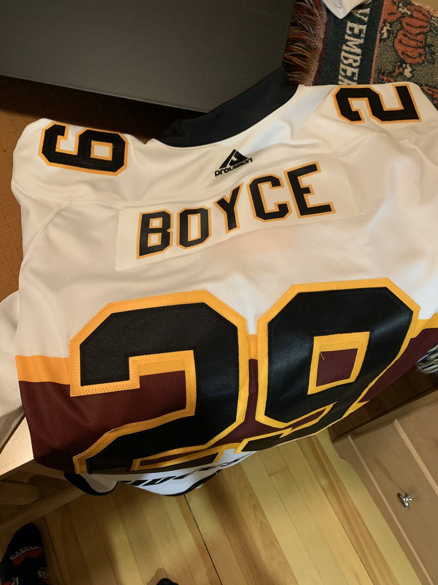 lacedrigg's tweet photo. It never stops.... #trainerduties #thirdjerseys #rockcity #noonedied  #trainersmom #stitchin #shetaughtmeitall https://t.co/sJwvMr8goX