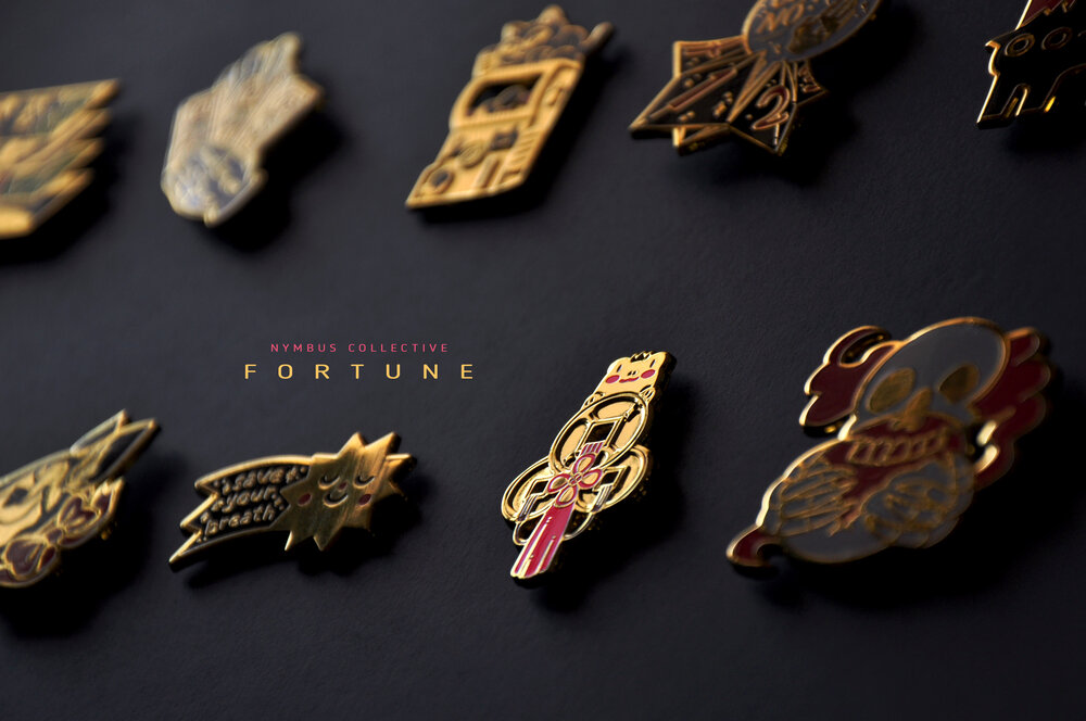 SageCoffey's tweet photo. 💫☁️NYMBUS PIN COLLECTIVE IS LIVE☁️💫
@Aluhnim organized this collective and I'm so happy to be a part of it! My design is a black cat gachapon machine with receeded gold metal and cutout. You can order the designs at https://t.co/7sx54SFyji #pinhell https://t.co/HKBcN0imWw