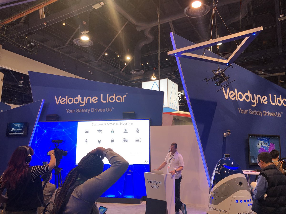 SamuelKeates's tweet photo. Velodyne Lidar sensors for autonomous driving generate 20 terabytes of data - over 4000 DVDs worth - per car, every hour! Astonishing, there’ll be a lot to analyse and generate insights from in the future #CES2020 @autovista_group https://t.co/2mxa7oLrOx