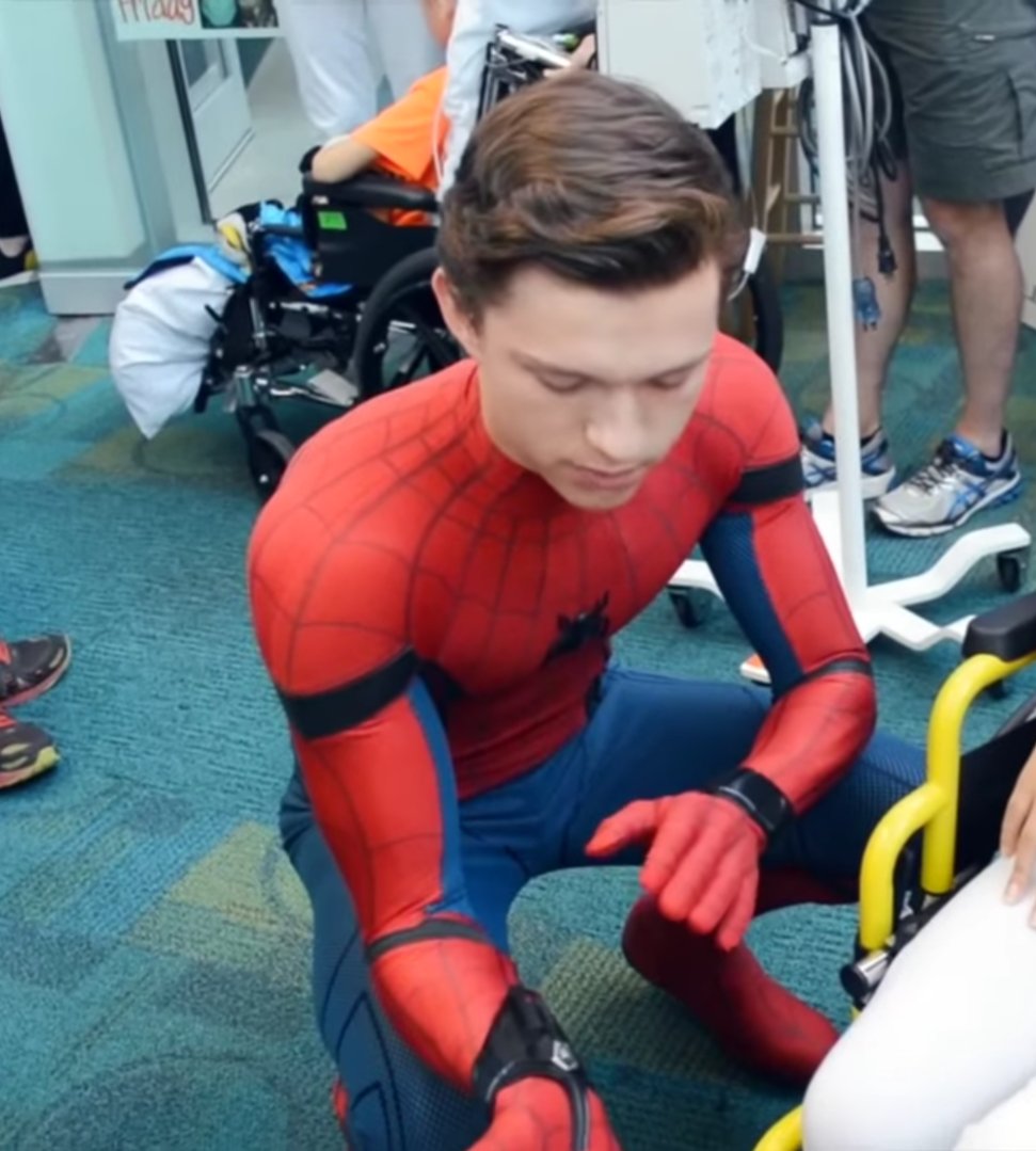 Tom Holland bulge