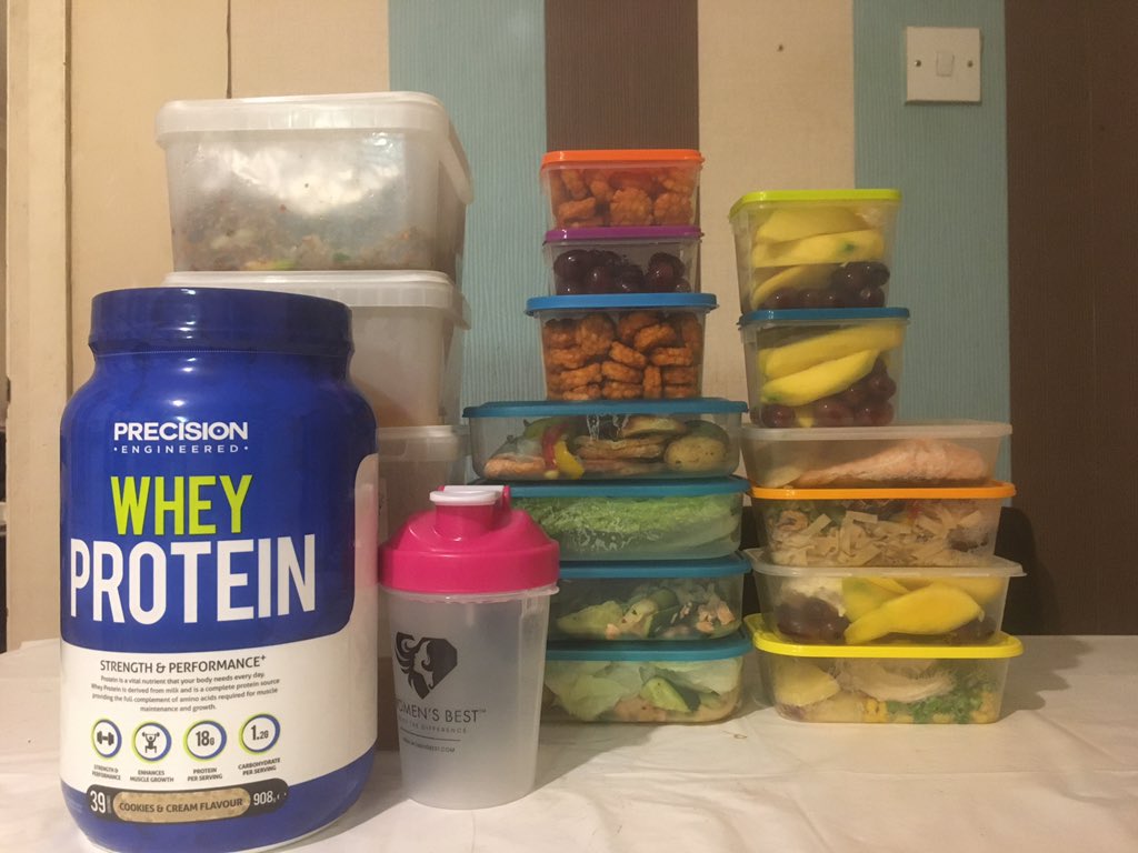 Bee53583814's tweet photo. Day 1 After gym, tonight I have meal and snack prep for the rest of week. All set to focus on my training on workout to achieve my goal of weight loss #Gymshark66 #HealthyEating #balancelifestyle https://t.co/mJZtSXKr87