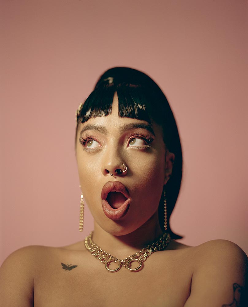 UntitledLDN's tweet photo. Kiana Ledé for Rollacoaster Magazine by Hair &amp; Makeup Artist Charli Avery see more at https://t.co/PVIy4slKpw https://t.co/n0xeepk7k1
