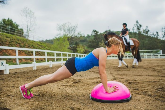 Getting Back in the Saddle for 2020: 5 Easy Exercises for Equestrians - academieduello.com/news-blog/gett…