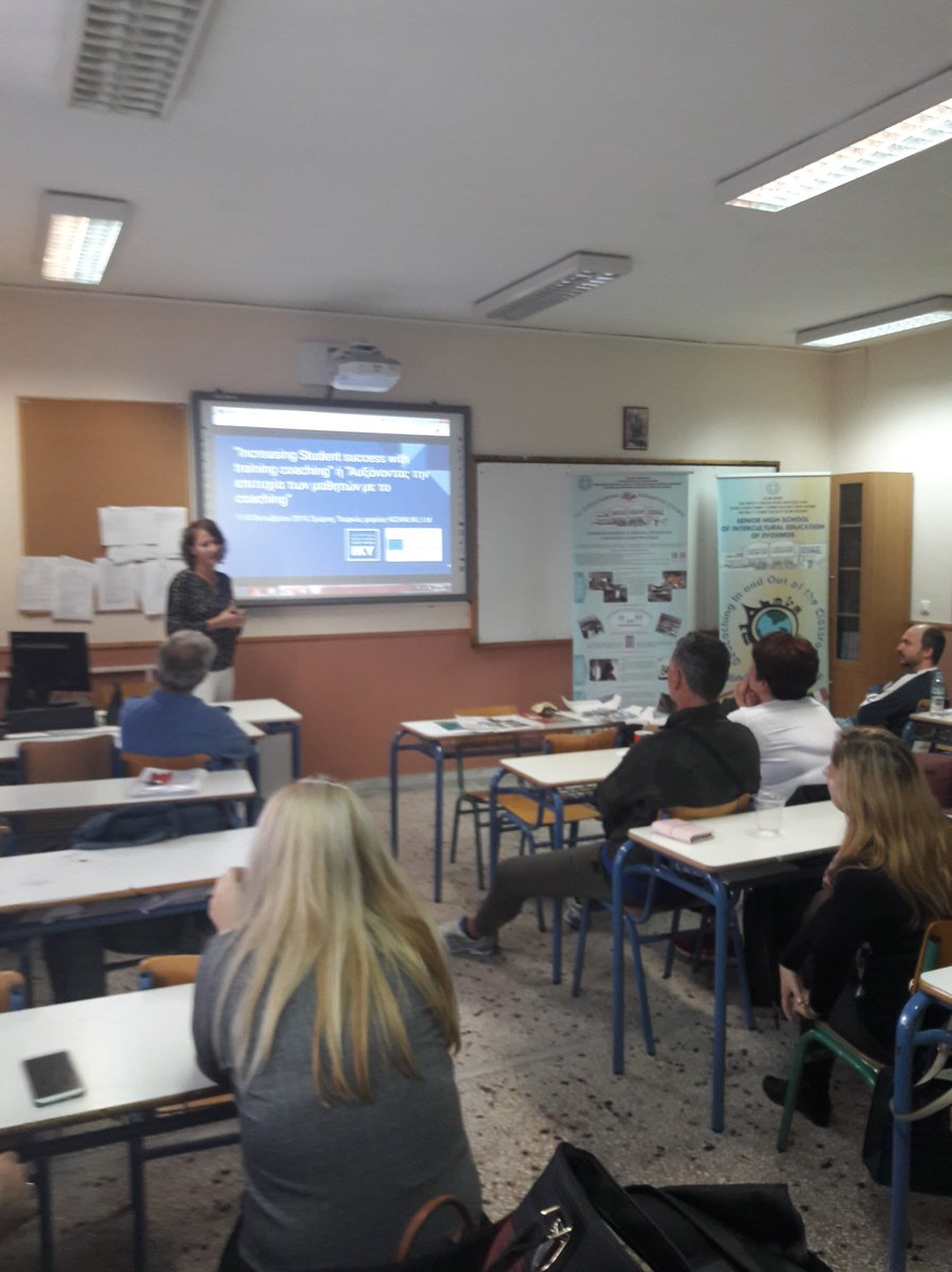 GEL_DIAPOL_EVOS's tweet photo. #GELDIAPOL 19/11/2019 #Dissemination of #ErasmusplusKA1 results. Sample tutorials, innovative practices, experiential workshops on the use of augmented reality in the classroom, educational games and activities. https://t.co/7oSTlvpvEL