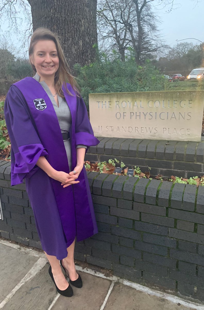 nikkismallcombe's tweet photo. Such a wonderful day at the Royal College of Physicians MRCP Graduation Ceremony 🎓🥂#medicineisbrilliant #mrcp #yourRCP #RCPmembers @RCPLondon https://t.co/s8ms8HXHGM