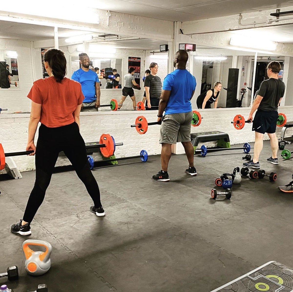 MiguelsGym's tweet photo. Well done to our clients who braved the new weights class today, they will definitely be feeling the burn for a few days. NO PAIN NO GAIN! 🏋️♀️🏋️ #boxing #miguelsboxinggym #weights #weightsclass #newclass https://t.co/ch6fR1G1LV