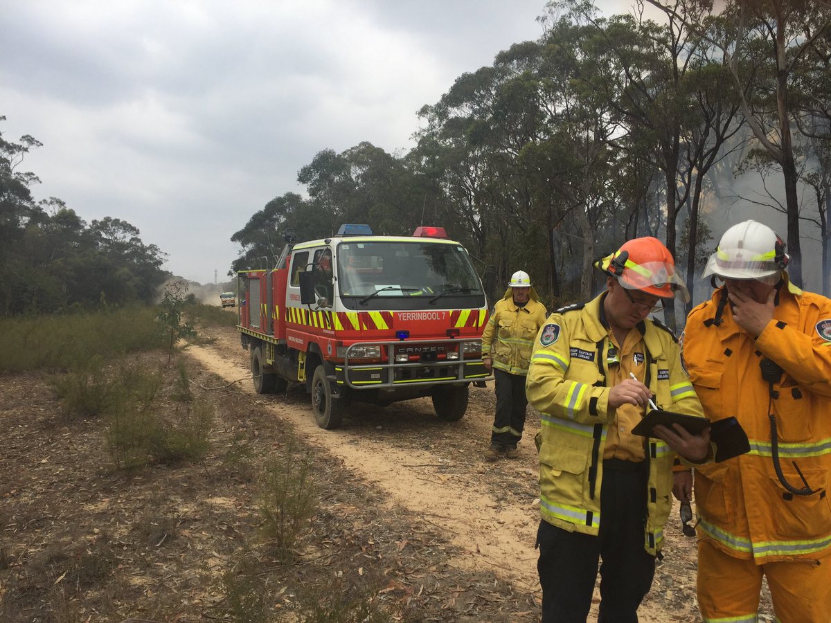 BLMFire's tweet photo. To date, the U.S. has sent 159 wildfire &amp; aviation mgmt personnel to Australia. Personnel include 87 @forestservice, 48 @BLMNational, 10 @NatlParkService, 7 @USIndianAffairs &amp; 7 @USFWS. #AustrailiaFires #USwithAUS #NSWfires https://t.co/PXmFigR75P