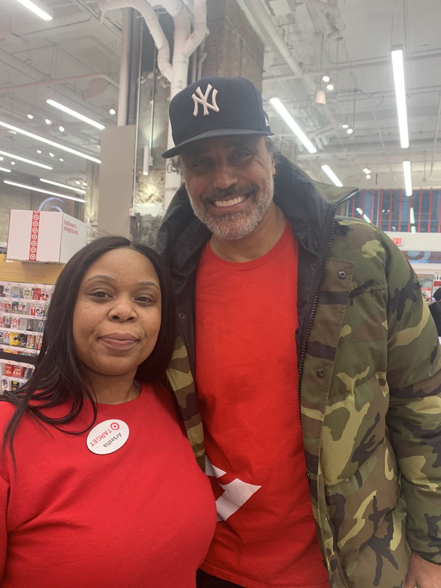 arbeshia's tweet photo. Rick Fox T-3312 at Upper Eastside https://t.co/Xwpb2VdLeA