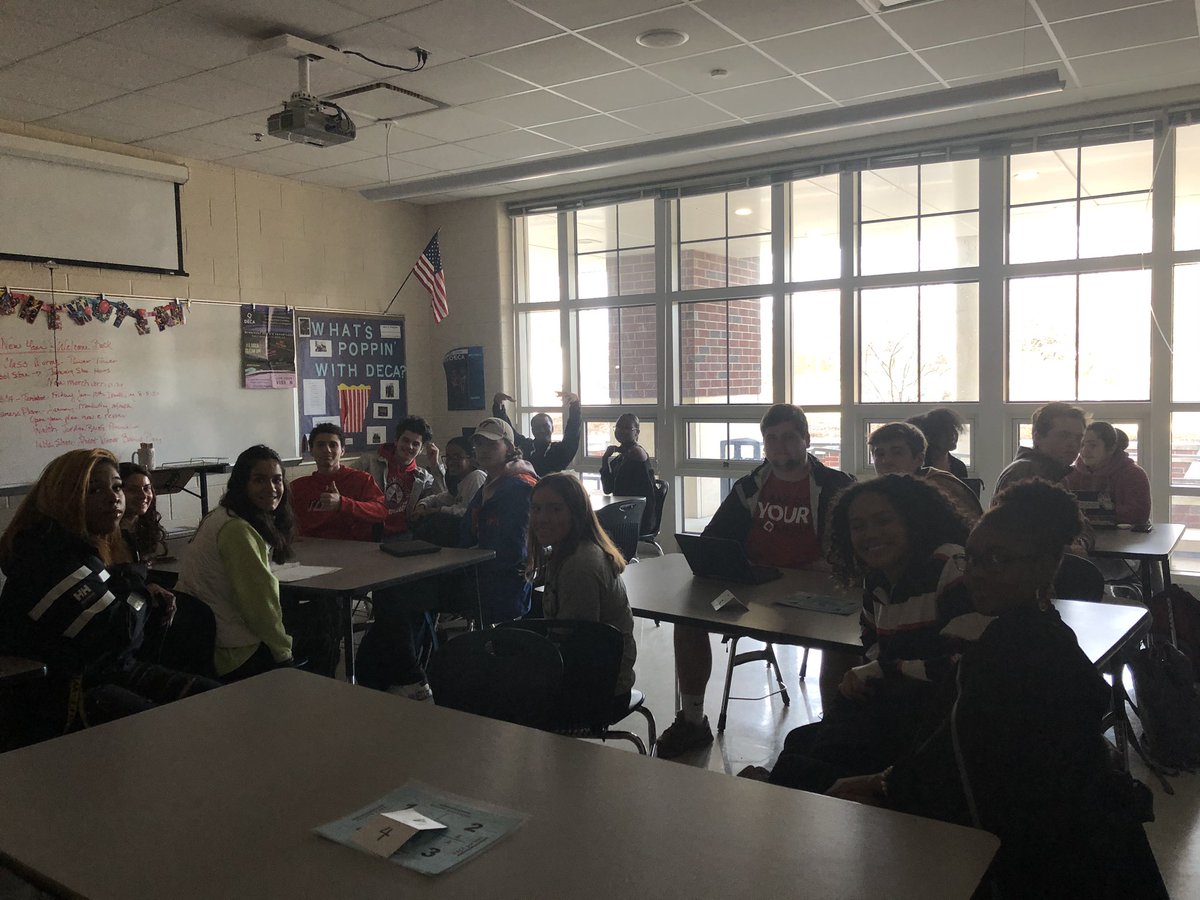 Start the New Year Clean! Here is Ms. McCormick’s first period marketing class with their lights off to conserve electricity! @virginiadeca 💎✅