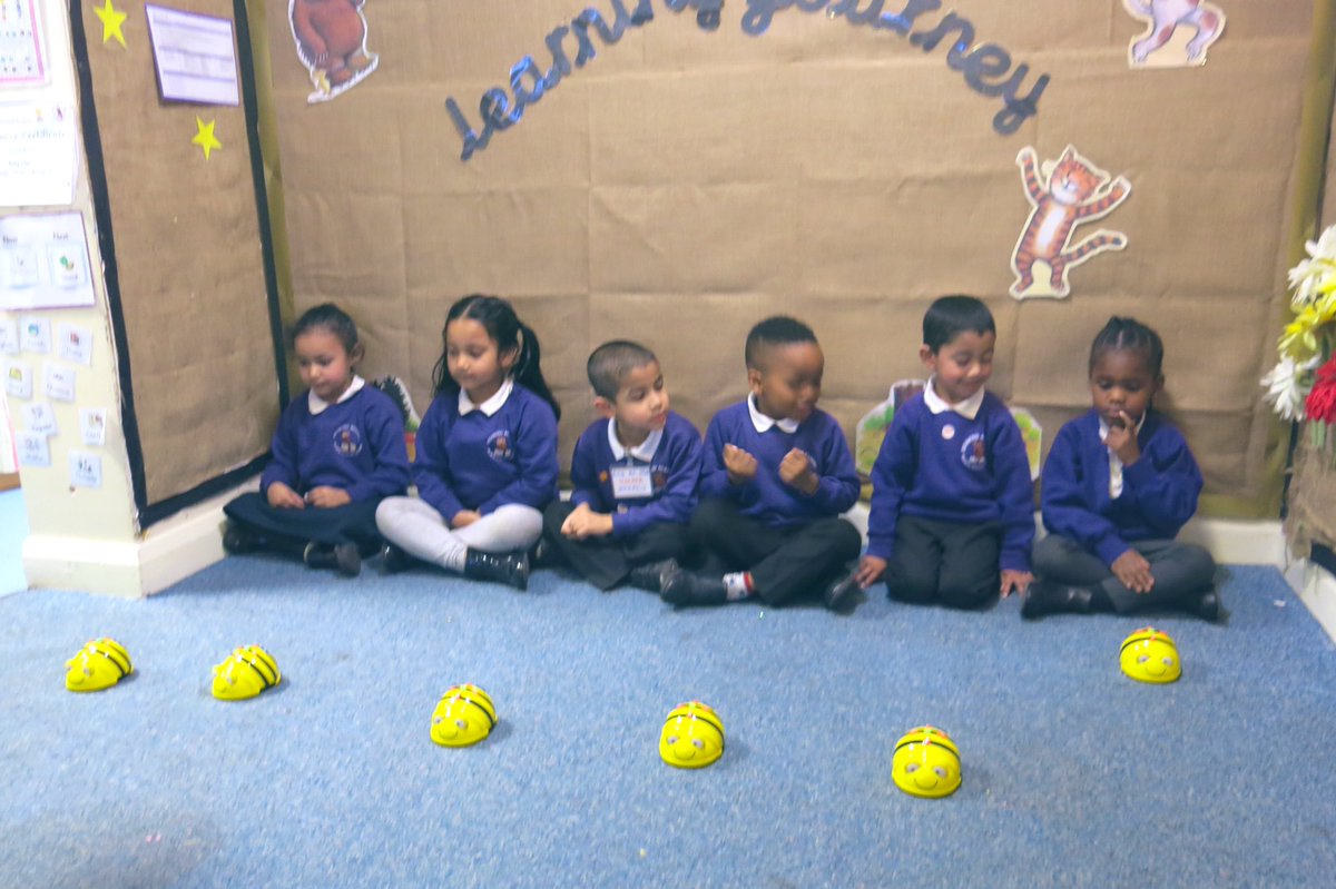 misssmythe_HT's tweet photo. Today we had so much fun exploring the beebots. We even had a race and learnt how to program the beebots to make them travel further. 🐝🐝✨✨ #EYFS #earlyyears #EY #EYtalking #technology #EYtechnology https://t.co/uSUdTzfJmU